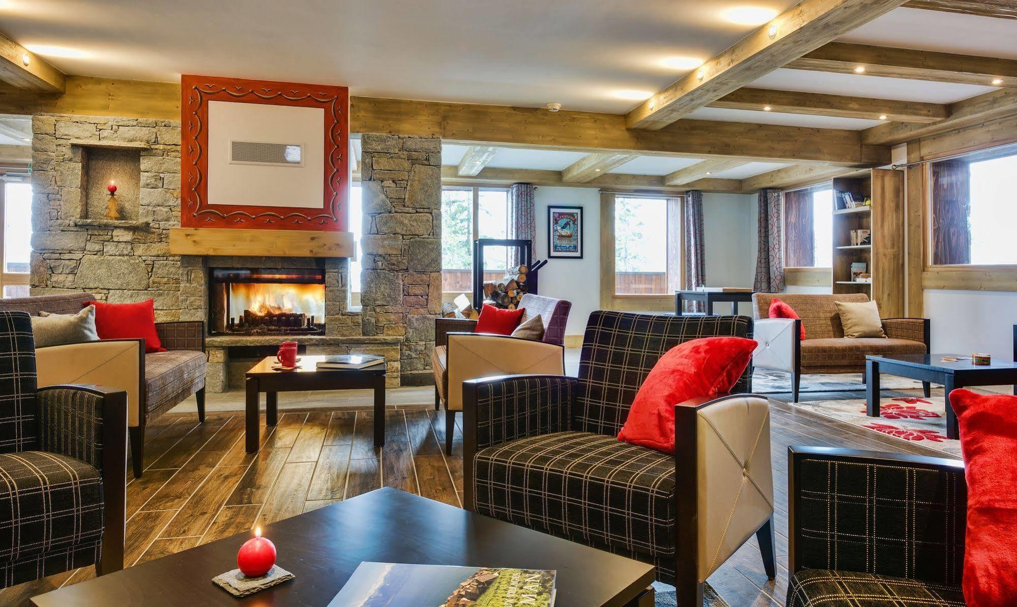 CGH Résidences&Spas Chalet Les Marmottons La Rosiere  Extérieur photo