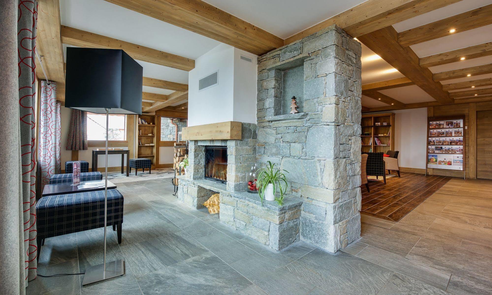 CGH Résidences&Spas Chalet Les Marmottons La Rosiere  Extérieur photo